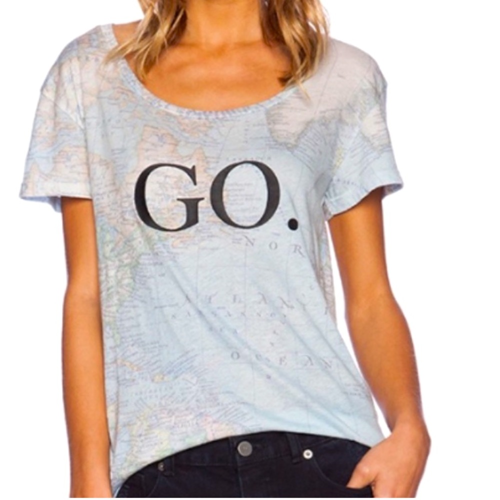 Rare Wildfox GO. Travel Map Tee size Small
